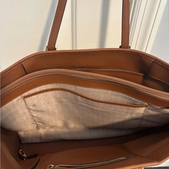 Michael Kors Cognac Saffiano Leather Tote with Gold Hardware - Picture 4 of 8